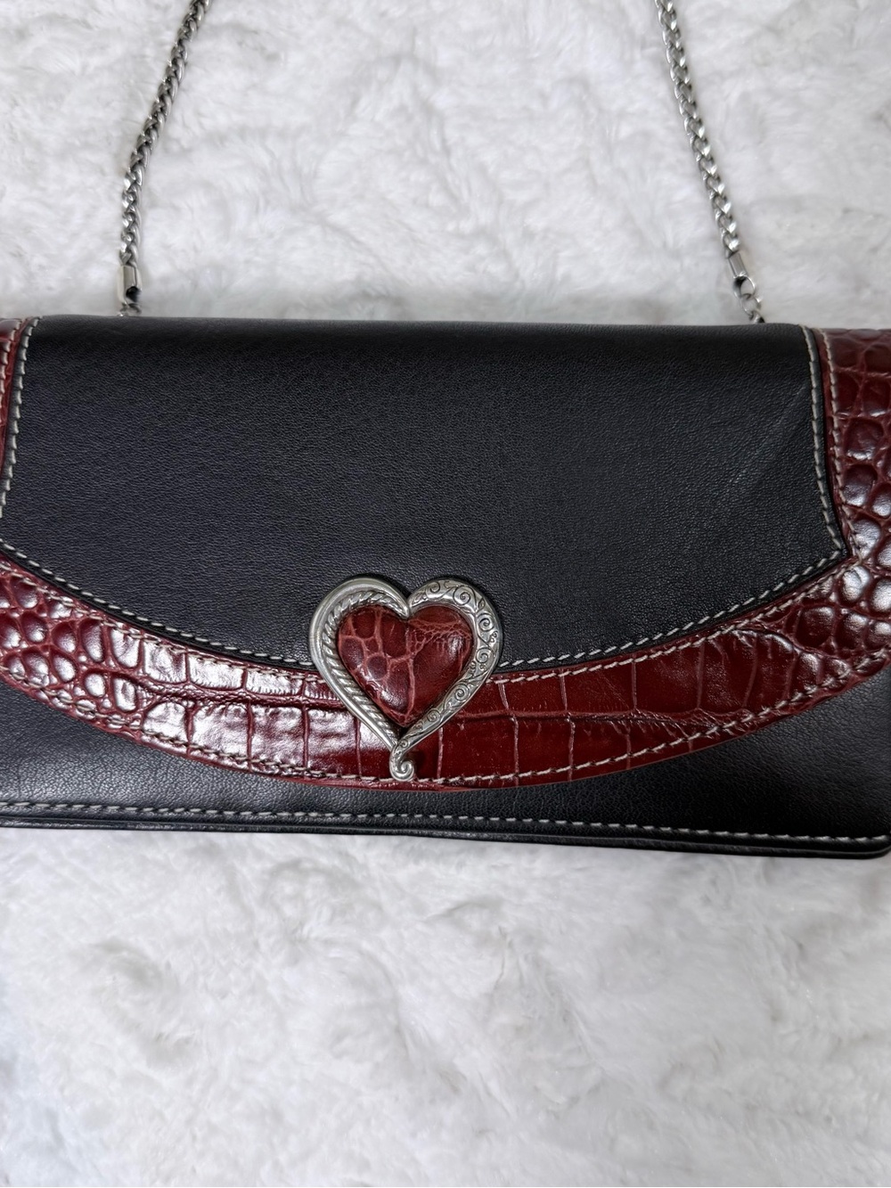 BRIGHTON - Black & Burgundy Heart Accent Crossbody Bag/Wallet/ Organizer